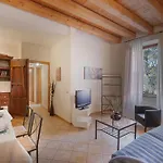 San Lorenzo Lägenhetshotell 3*