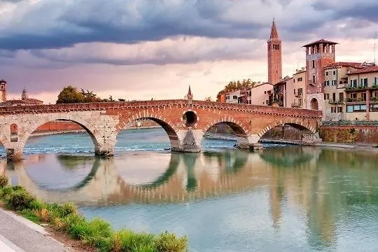 Lägenhetshotell San Lorenzo Verona