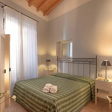 San Lorenzo Lägenhetshotell 3*